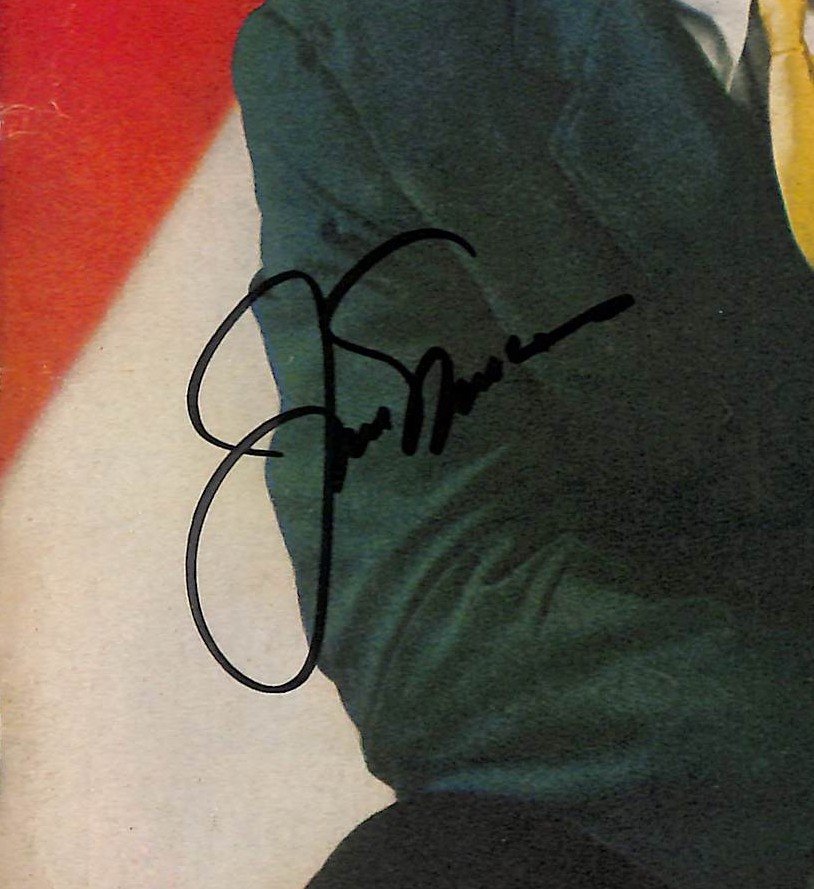 Jack Nicklaus HOF 1967 Sports Illustrated Magazine Signed/Auto PSA Golf BA209460