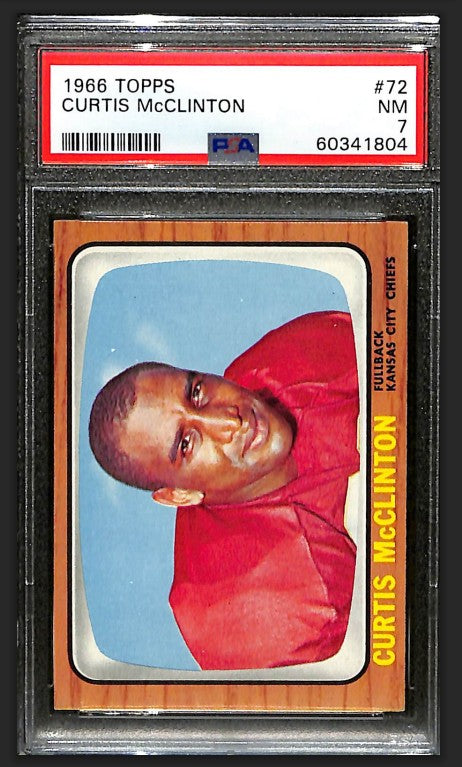 Curtis McClinton 1966 Topps Card #72 Chiefs PSA 7 BA209197