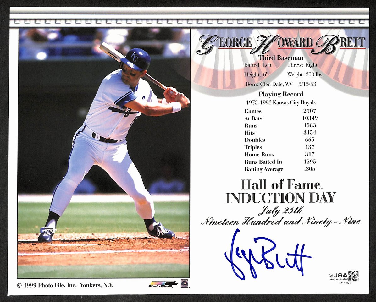 George Brett Autographed/Signed 8x10 HOF Induction Day Photo Royals JSA 209822