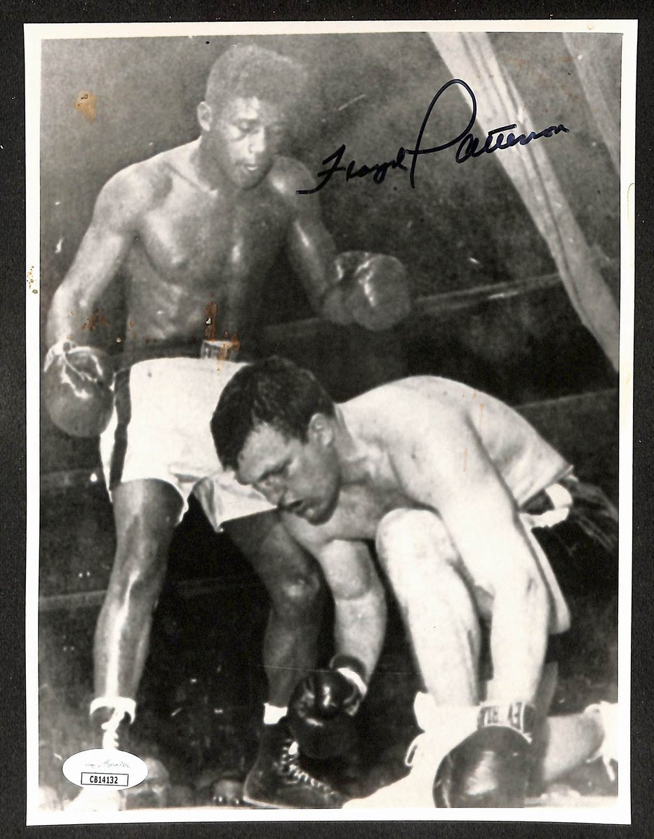 Floyd Patterson Signed/Autographed 7x9.5 Photo Boxing JSA 210562