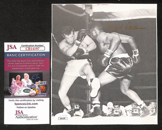 Floyd Patterson Signed/Autographed 6.5x7.5 Newspaper Clipping Boxing JSA 210569