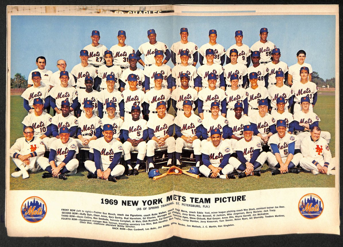 Vintage 1969 New York Mets Official Year Book 208951