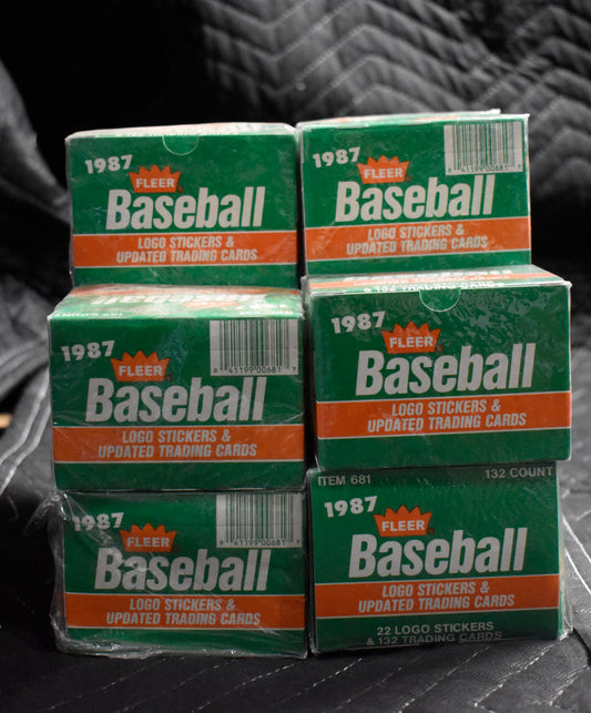 Lot of (16) 1987 Fleer Update Baseball Factory Sealed Sets - Maddux RC RBX30
