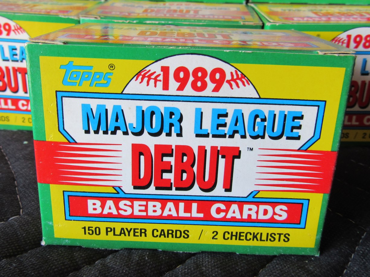 Lot of (17) 1989 Topps Major League Debut Baseball Sets - Griffey Jr RC RBX116