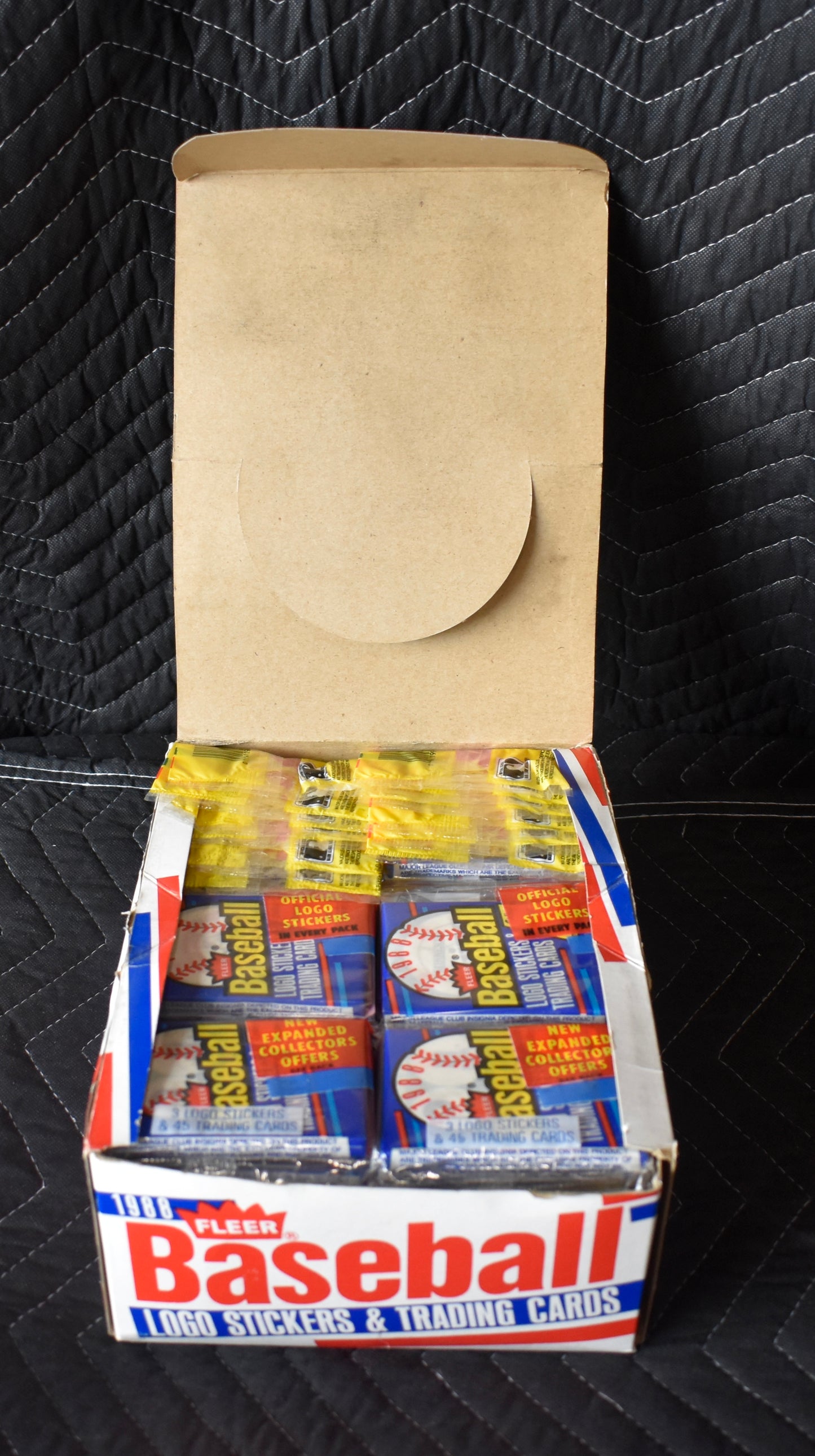 1988 Fleer Baseball Rack Pack Box - 24 Count - Tom Glavine RC RBX53