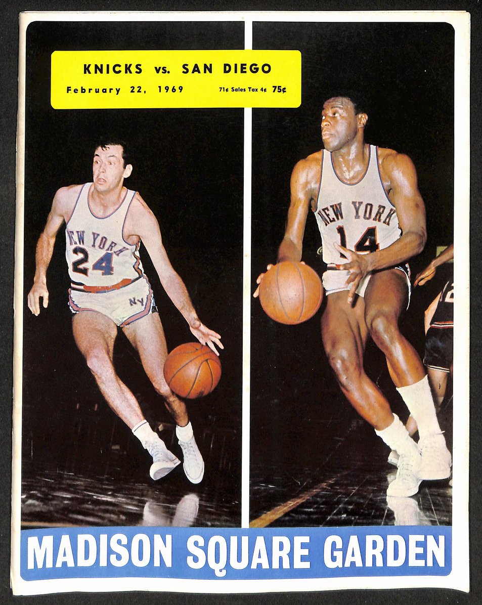 1969 NBA Program San Diego Clippers vs NY Knicks Red Holtzman/Frazier 210904