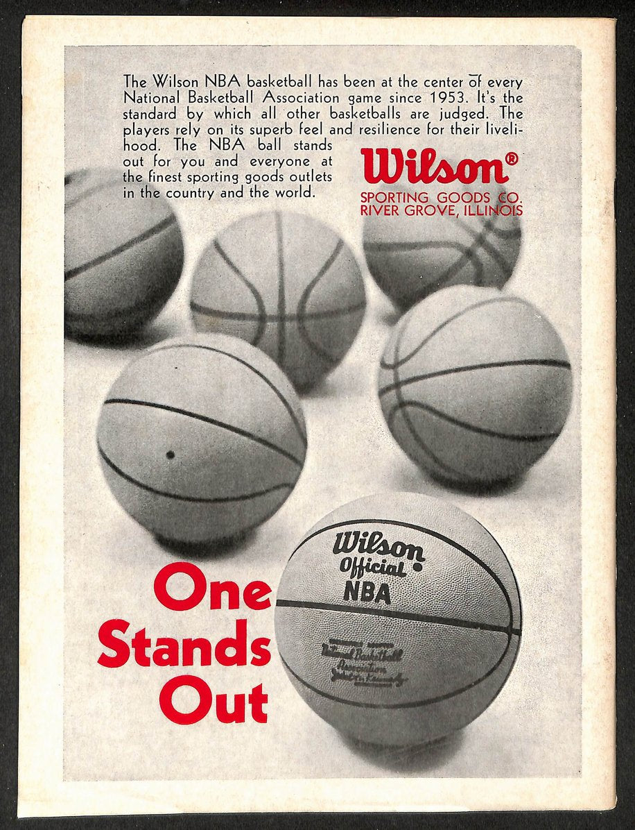 1971-72  Basketball's Best NBA Pictorial Yearbook Alcindor/Reed Cover 210921