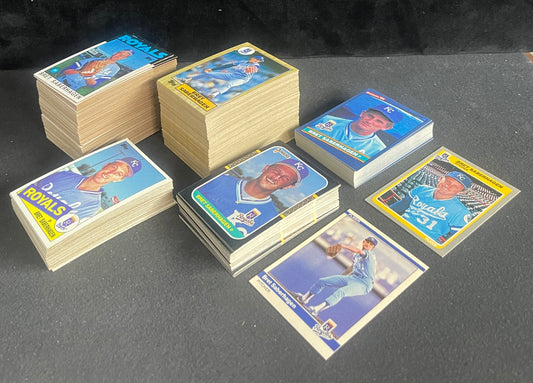 Lot of (400+) Bret Saberhagen Cards - 1984-1987 Topps Donruss & Fleer 211341