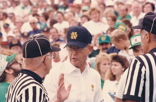 Lou Holtz Notre Dame Football Coach 8x12 Type 1 1988 Press Photo TSN 210316