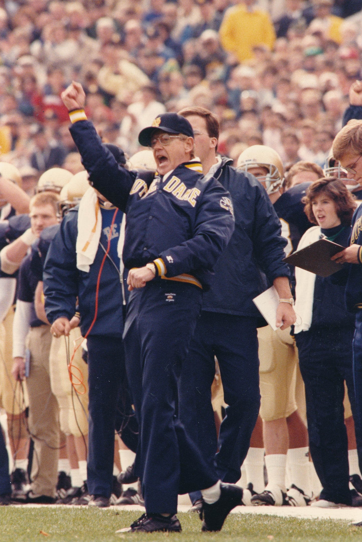 Lou Holtz Notre Dame Football Coach 8x12 Type 1 1988 Press Photo TSN 210318