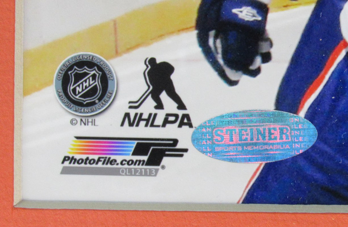 Matt Martin New York Islanders Signed /Auto 8x10  Framed Photo Steiner IXL14