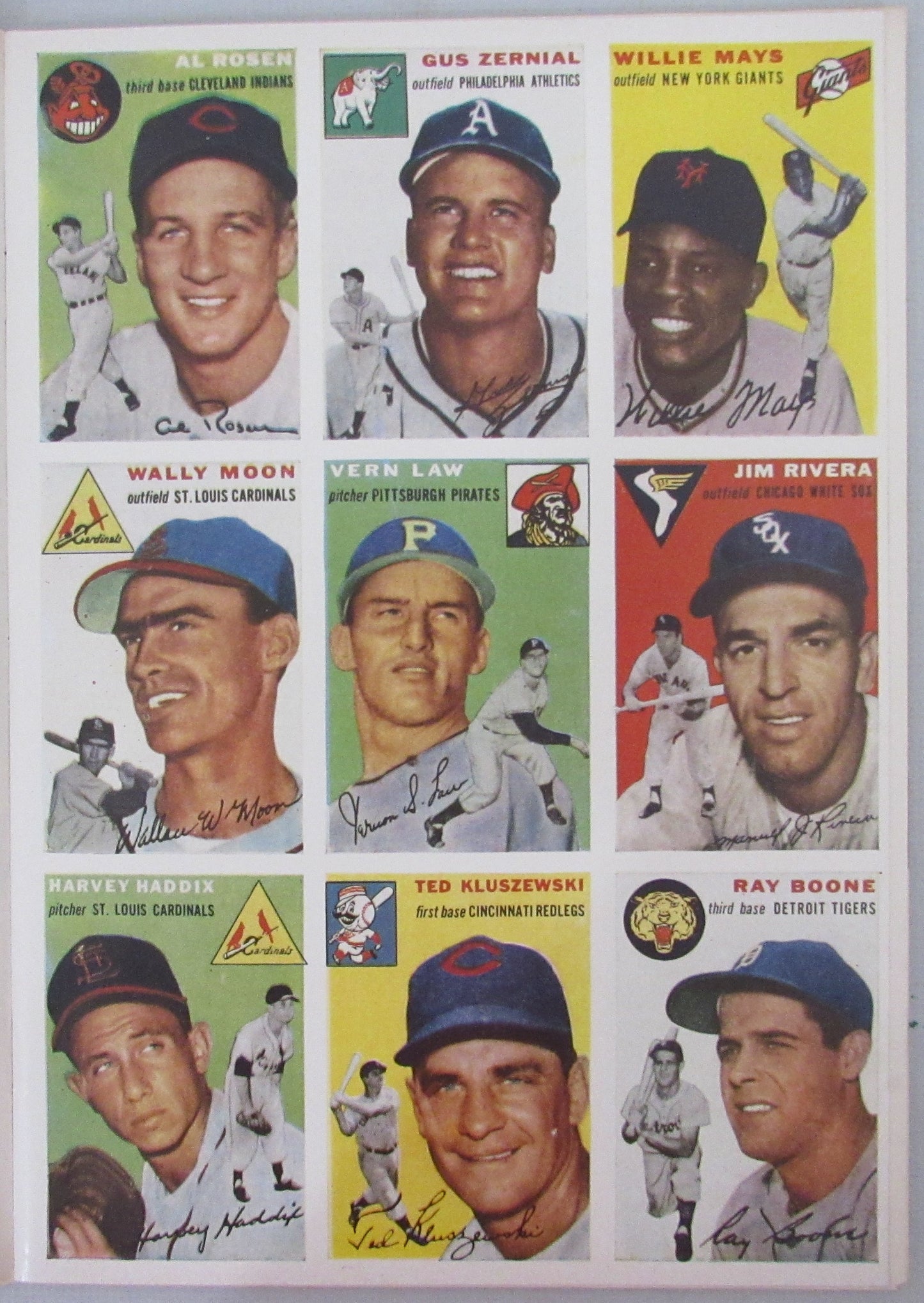 8/16/1954 Sports Illustrated Magazine First Issue with Trading Cards 210379