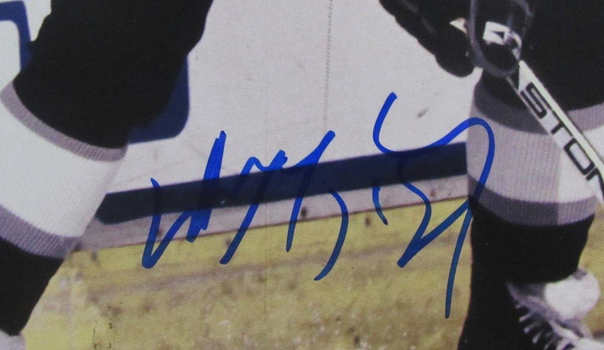 Wayne Gretzky HOF Autographed/Signed 11x14 Photo Kings JSA 210100