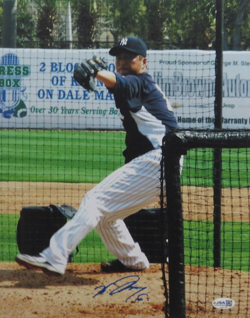 Hiroki Kuroda Autographed/Signed 11x14 Photo Yankees JSA 210124