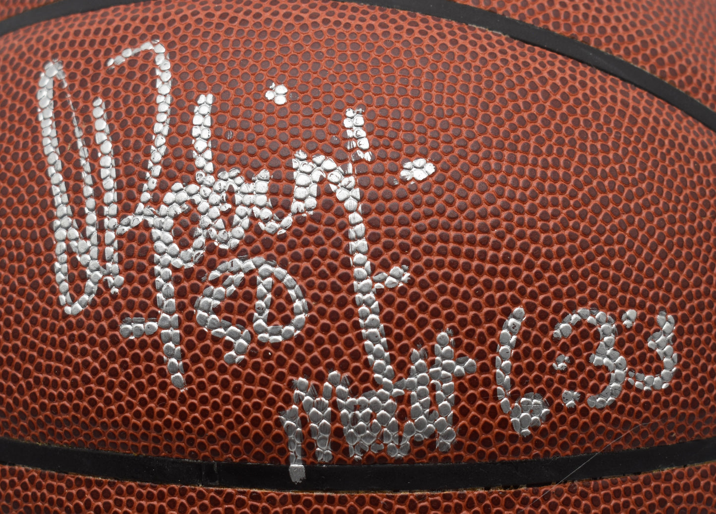 David Robinson HOF Signed Full Size Spalding Basketball Spurs Beckett 211923