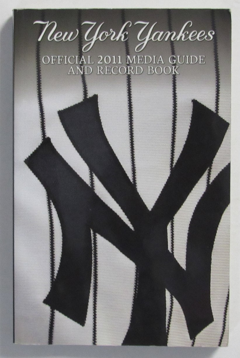 2011 New York Yankees Official Media Guide and Record Book 211094
