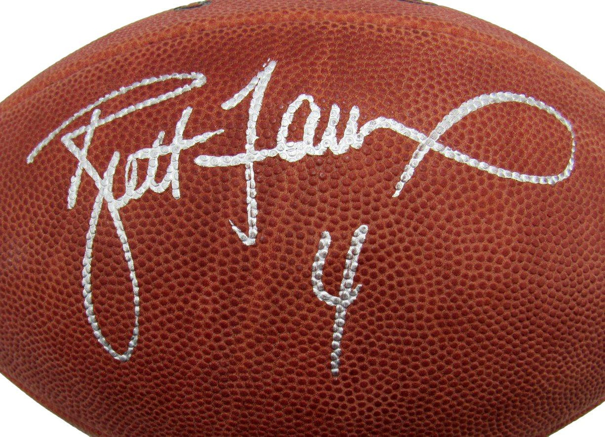 Brett Favre HOF Green Bay Packers Signed NFL Leather Game Football UDA 212535