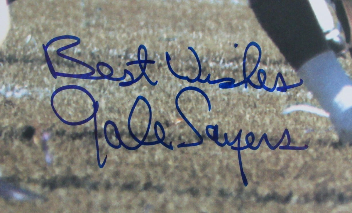 Gale Sayers HOF Signed/Inscribed 16x20 Photo Chicago Bears PSA/DNA  212537