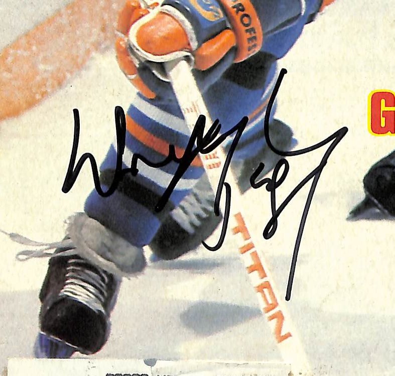Wayne Gretzky HOF Signed/Autographed 1982 Sports Illustrated Oilers JSA 212092