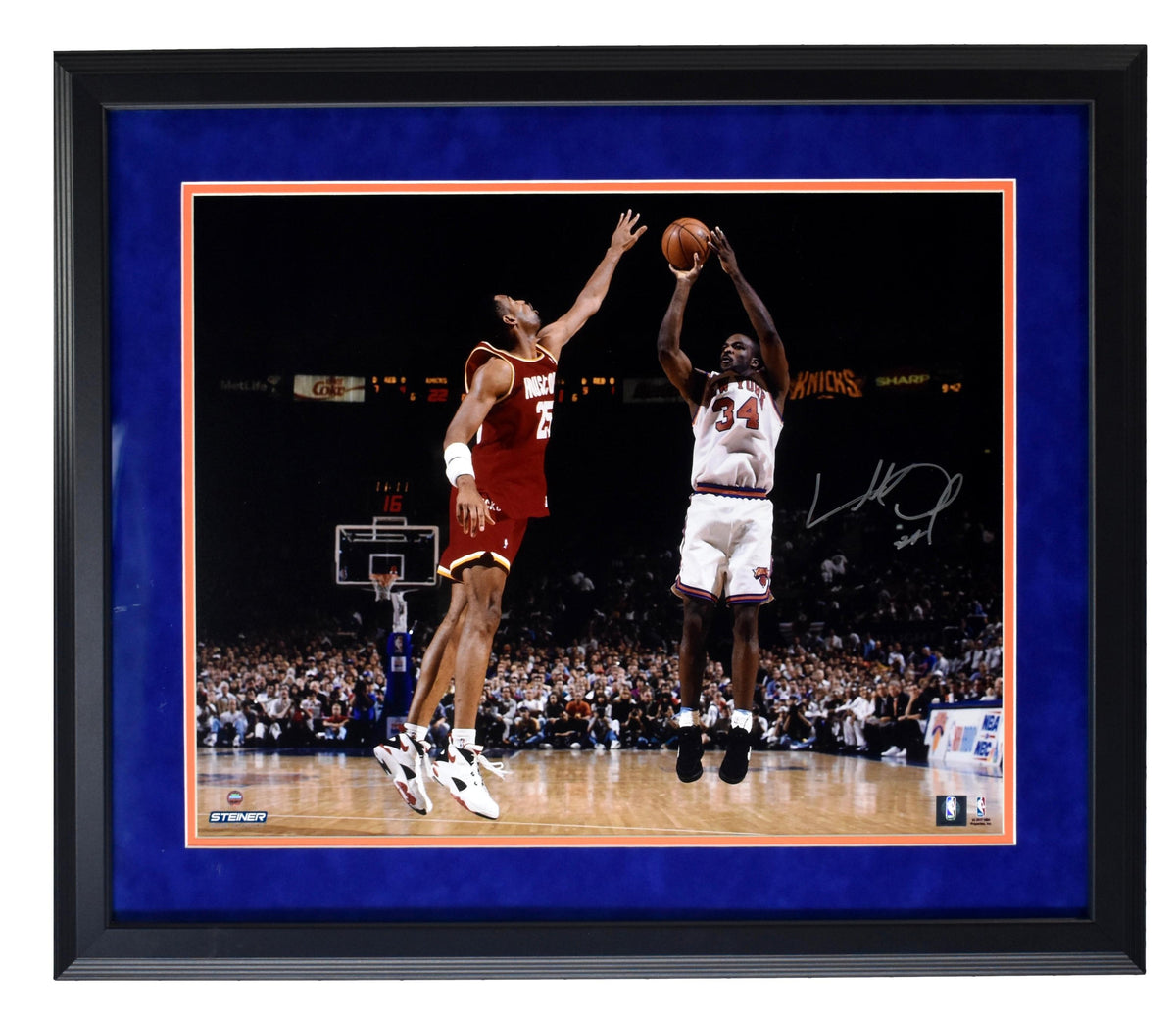 Charles Oakley NY Knicks Signed/Auto 16x20 Photo Framed Steiner XHC92