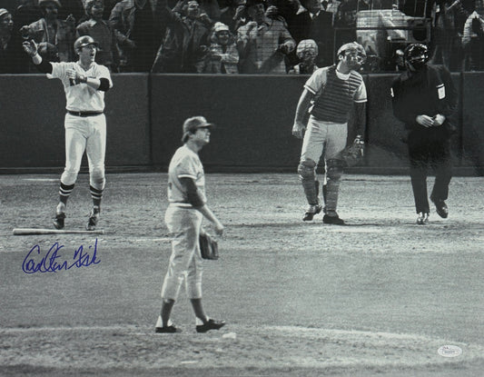 Carlton Fisk HOF Boston Red Sox Autographed/Signed 16x20 Photo JSA 212067