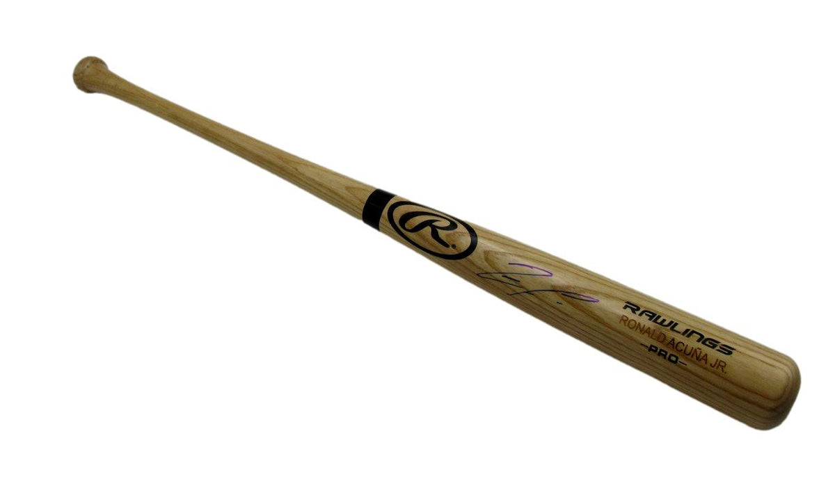 Ronald Acuna Jr. Autographed Rawlings Baseball Bat Braves Beckett 212659