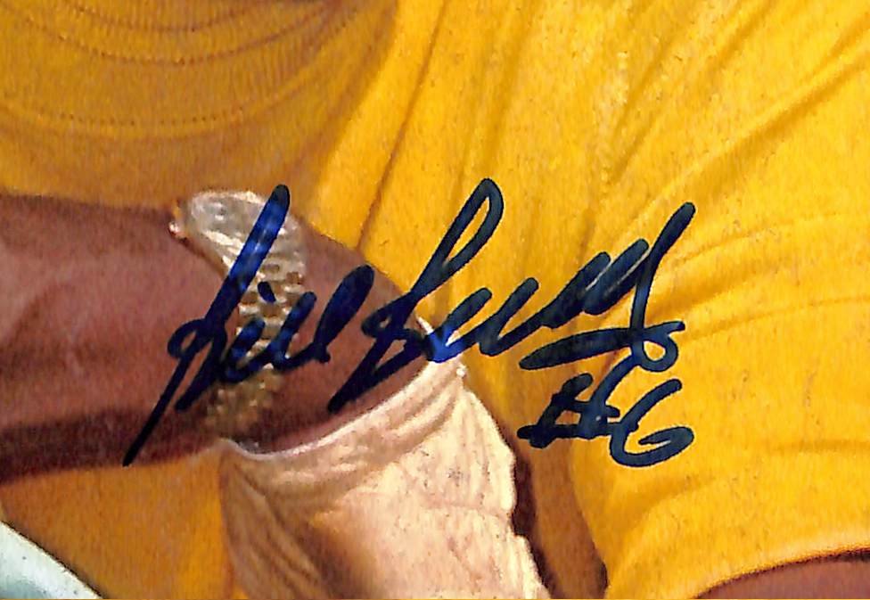 Bill Russell HOF Signed/Autographed 1969 Sports Illustrated Celtics JSA 212884