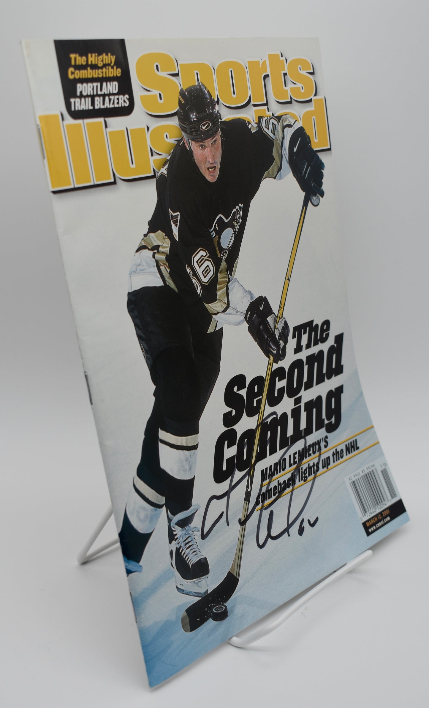 Mario Lemieux HOF Signed 2001 Sports Illustrated Newsstand No Label  JSA 212898