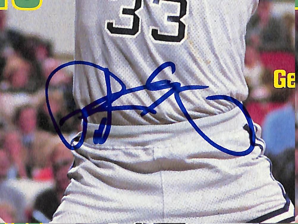Patrick Ewing HOF Signed 1984 Sports Illustrated Georgetown JSA 212904