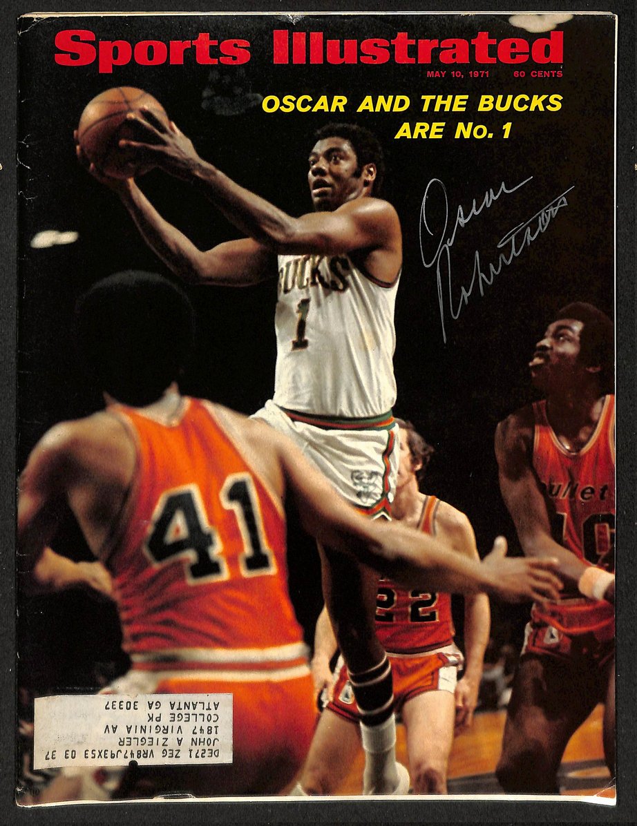 Oscar Robertson HOF Signed/Autographed 1971 Sports Illustrated Bucks JSA 212959
