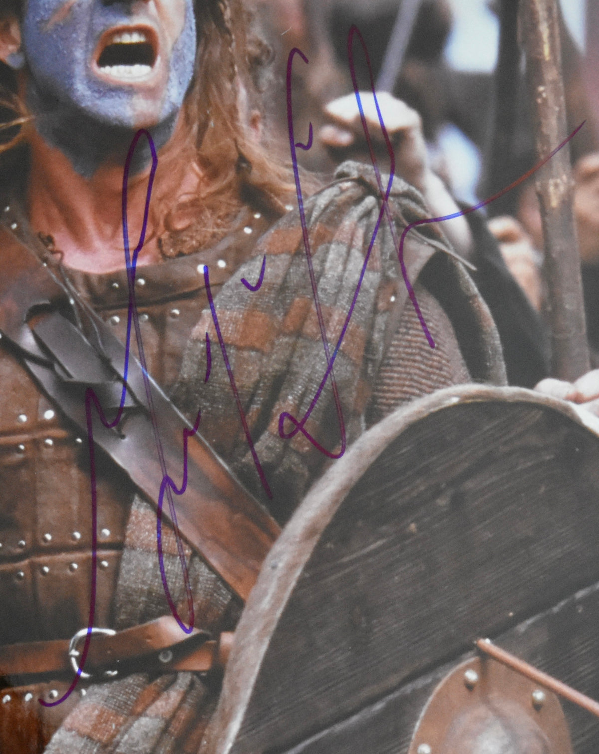 Mel Gibson Signed/Autographed 11x14 Photo Braveheart PSA/DNA 213047