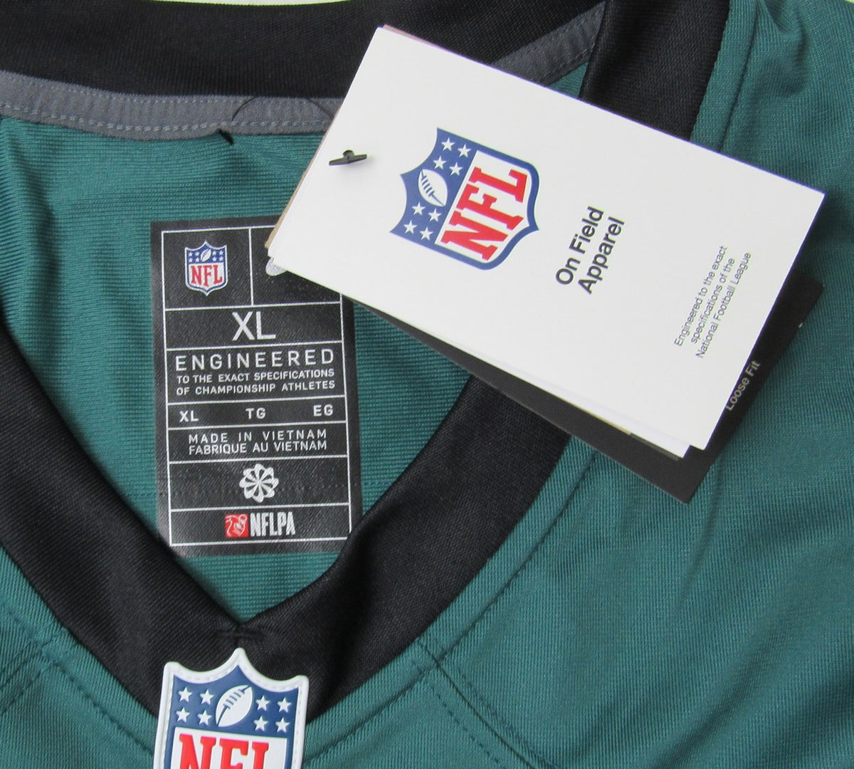 DeVonta Smith Eagles Signed Green Nike On Field Football Jersey Beckett 213385