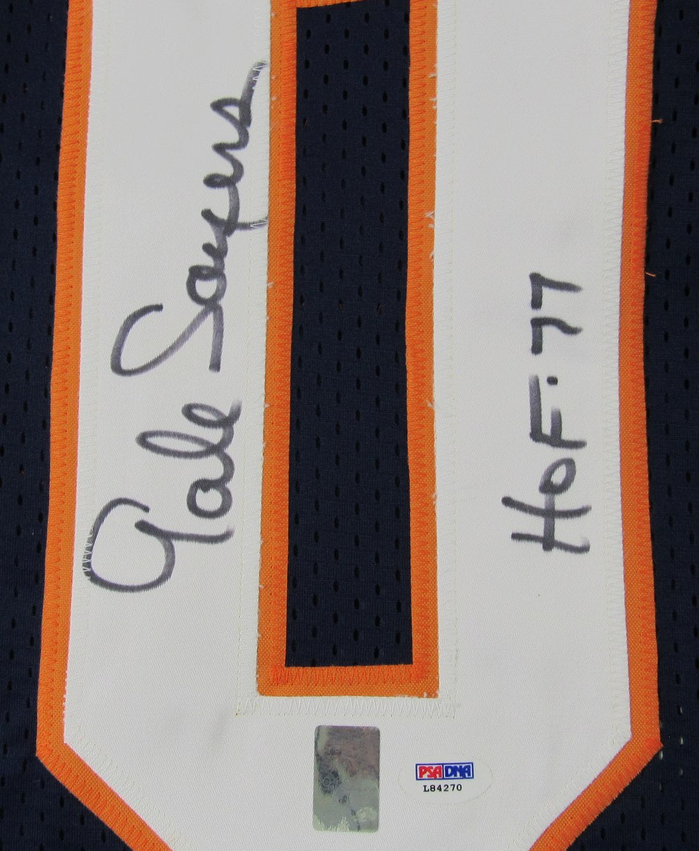 Gale Sayers HOF Signed & Insc HOF 77 Bears Custom Jersey Sz XL PSA 212742