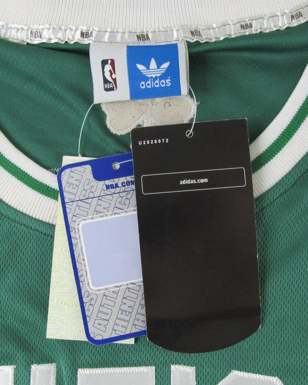 Bob Cousey HOF Signed Celtics Adidas Hardwood Classics Jersey Sz M PSA 212767
