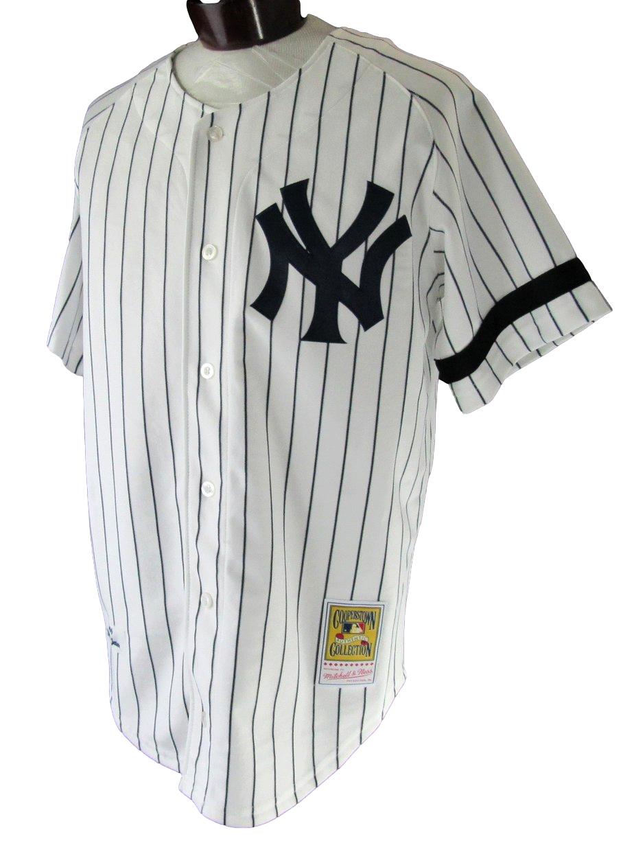 Derek Jeter HOF Signed Yankees Cooperstown Mitchell & Ness Jersey Sz L PSA 12716
