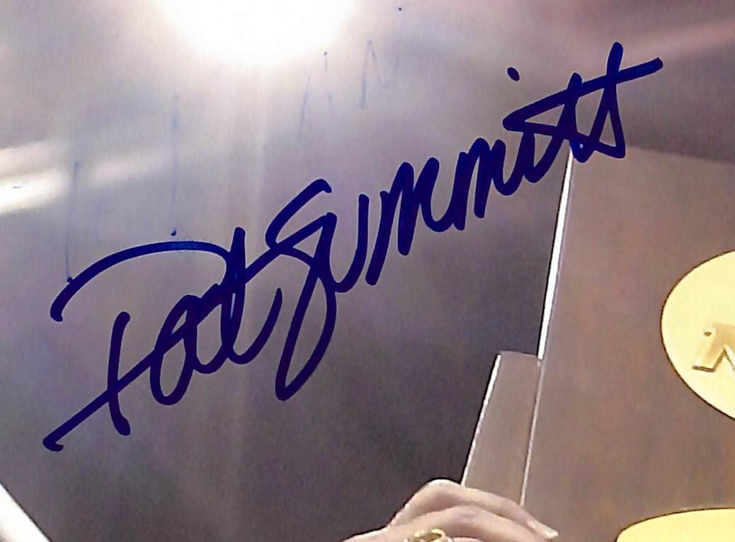 Pat Summitt HOF Signed/Autographed 8x10 Photo Tennessee Lady Vols BAS 213699