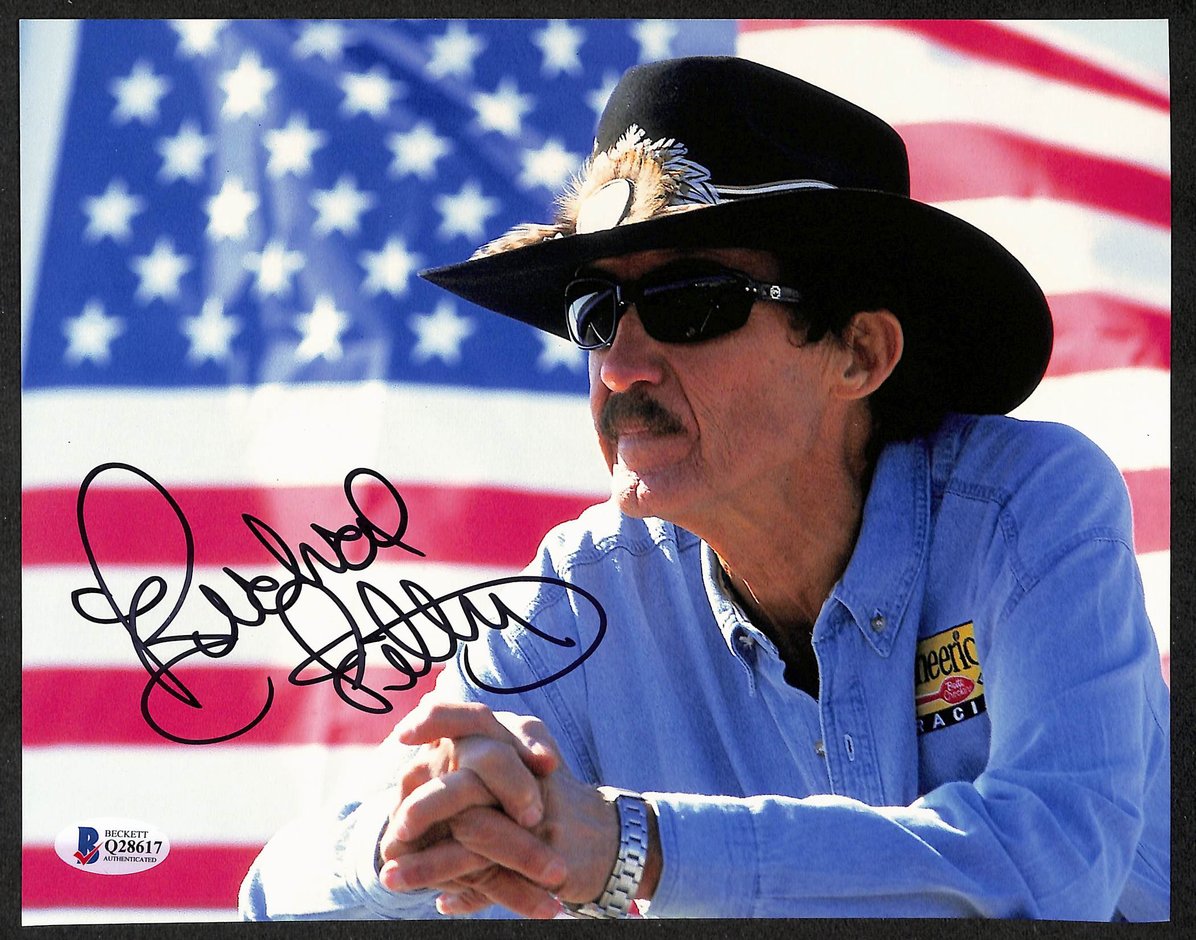 Richard Petty Signed/Autographed 8x10 Photo NASCAR BAS 213838