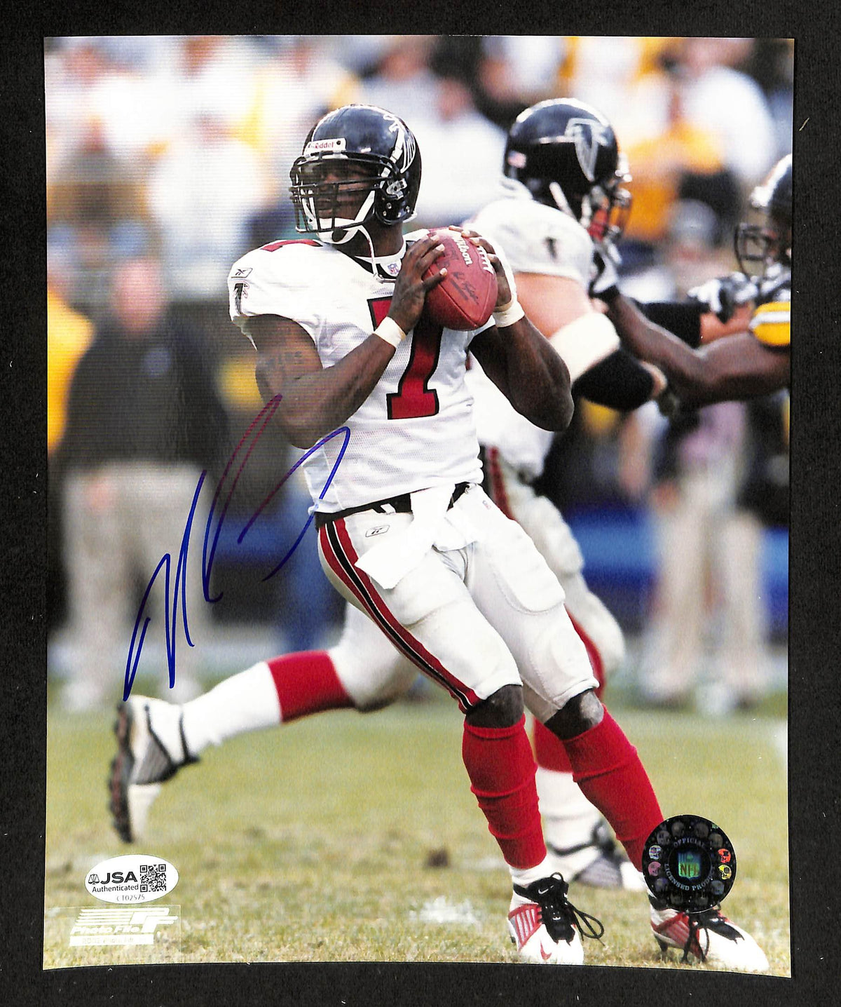 Michael Vick Signed/Autographed 8x10 Photo Falcons JSA 214150