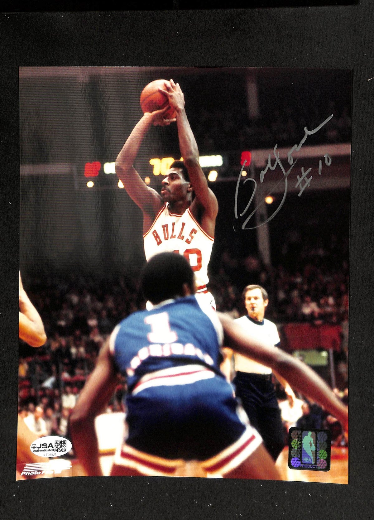 Bob Love Signed/Autographed 8x10 Photo Bulls JSA 214234