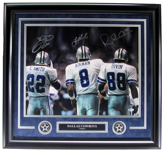 Dallas Cowboys Triplets Autographed 16x20 Photo Framed Prova/Beckett 212776