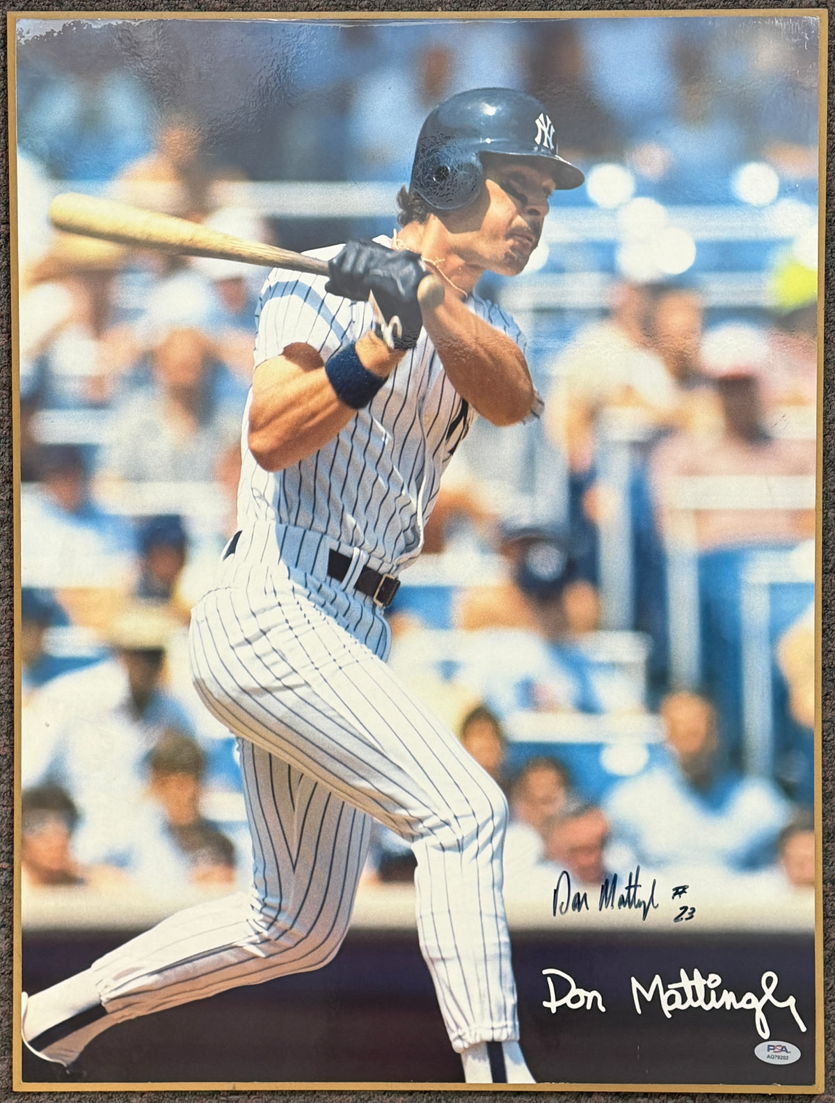 Don Mattingly Signed 16x24 Sports Illustrated Mounted Poster Yankees PSA 214861