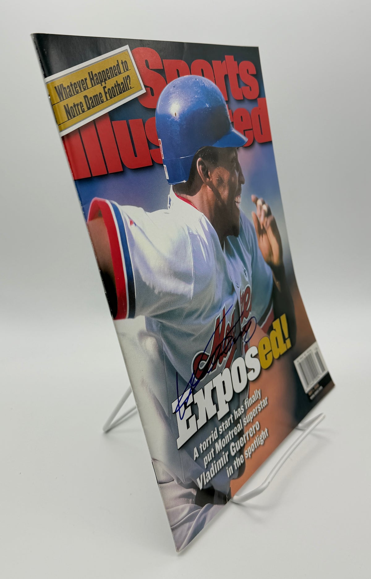 Vladimir Guerrero HOF Signed 2000 Sports Illustrated No Label JSA 215093