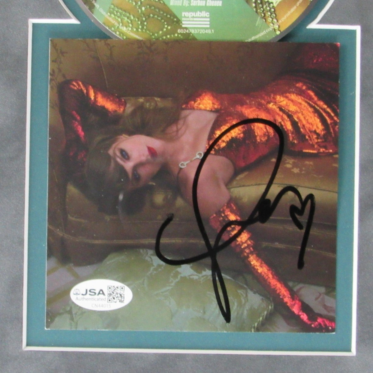 Taylor Swift Signed/Autographed CD Insert with Photo Collage Framed JSA 215350