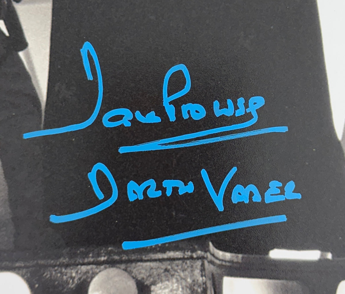 Dave Prowse "Star Wars" Signed/Inscr "Darth Vader" 11x14 Photo PSA/DNA 215523