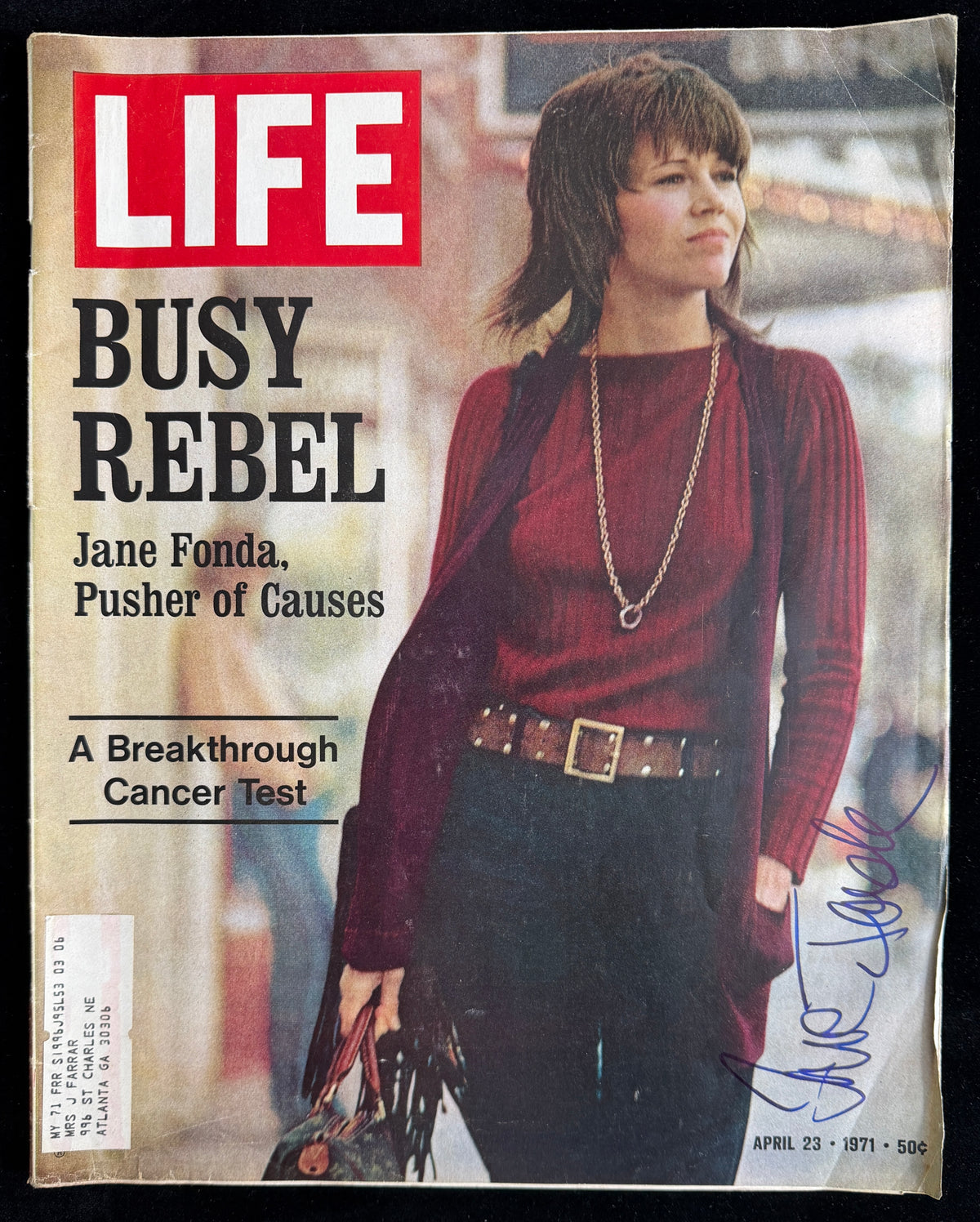 Jane Fonda Actress Signed/Autographed 4/23/1971 LIFE Magazine JSA 215540