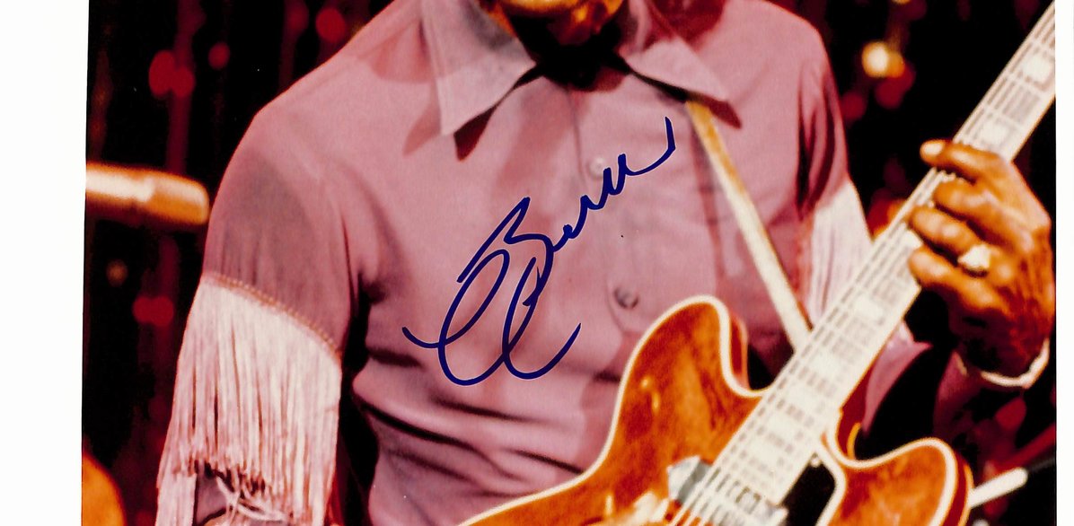 Chuck Berry Signed/Autographed 8x10 Photo Musician BAS 214428