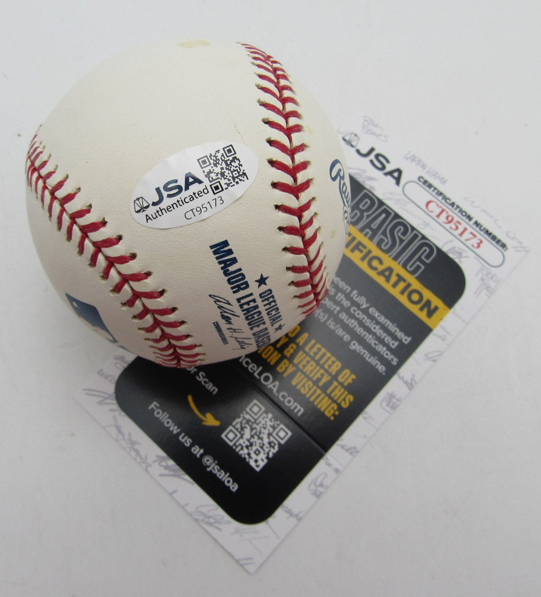Yadier Molina Signed/Autographed OMLB Baseball Cardinals JSA 215406
