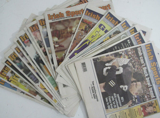 Lot of 21 2006 Notre Dame Irish Sports Report Magazines 148727