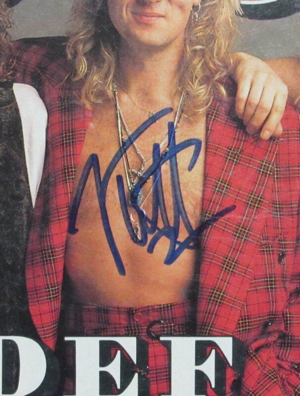 Joe Elliot Autographed April 10, 1992 Rolling Stone Magazine Def Leppard JSA