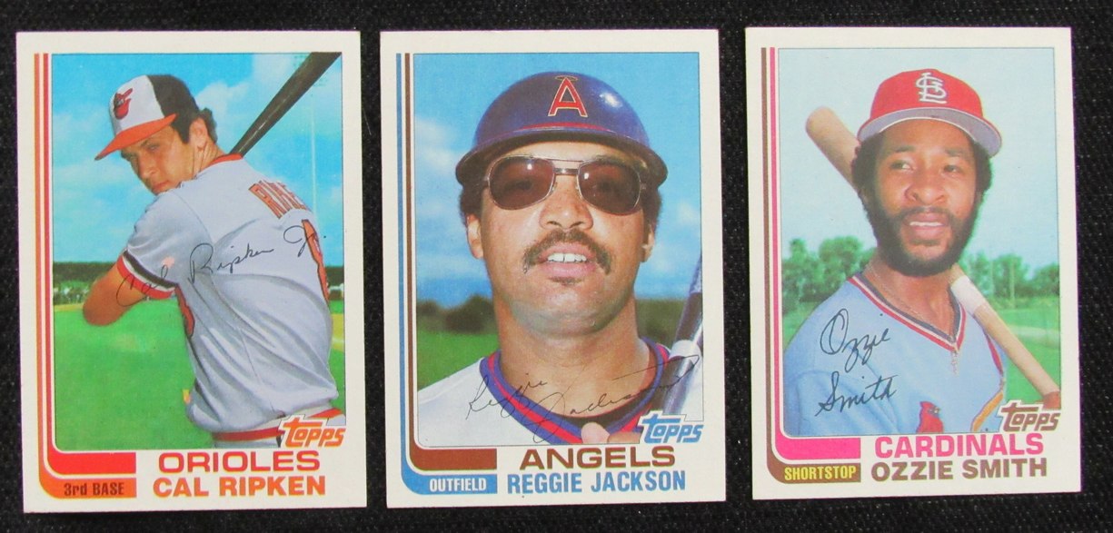 1982 Topps Traded Baseball Set (132) Ripken Jr RC, O. Smith RC ,Jackson 189827